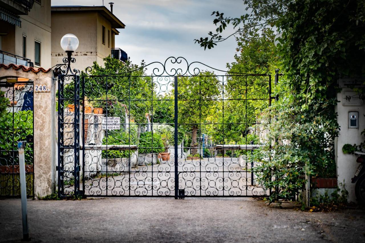 Sorrento Hidden Garden & Rooms מראה חיצוני תמונה